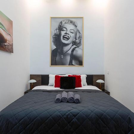 Exclusive Marilyn Apartment In The Heart Of Budapest Eksteriør billede